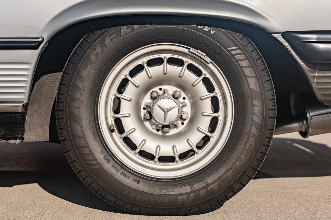 1980 Mercedes-Benz C107 SLC - Image 30 of 31