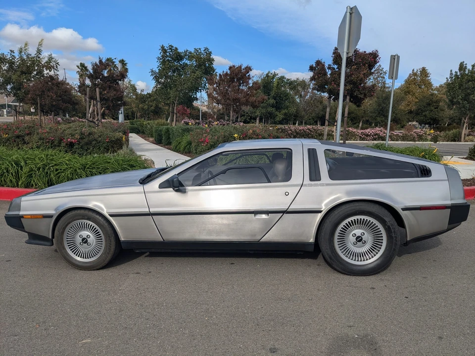 1982 DeLorean DMC-12 - Image 13 of 31