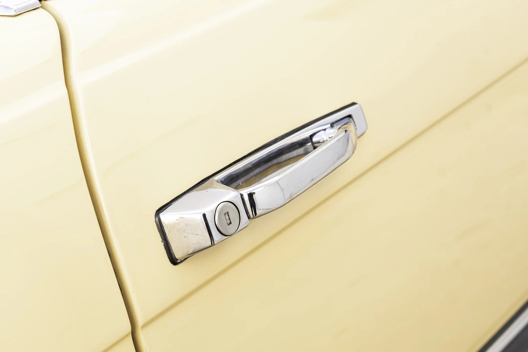 1982 Mercedes-Benz R107 SL-Class - Image 26 of 31