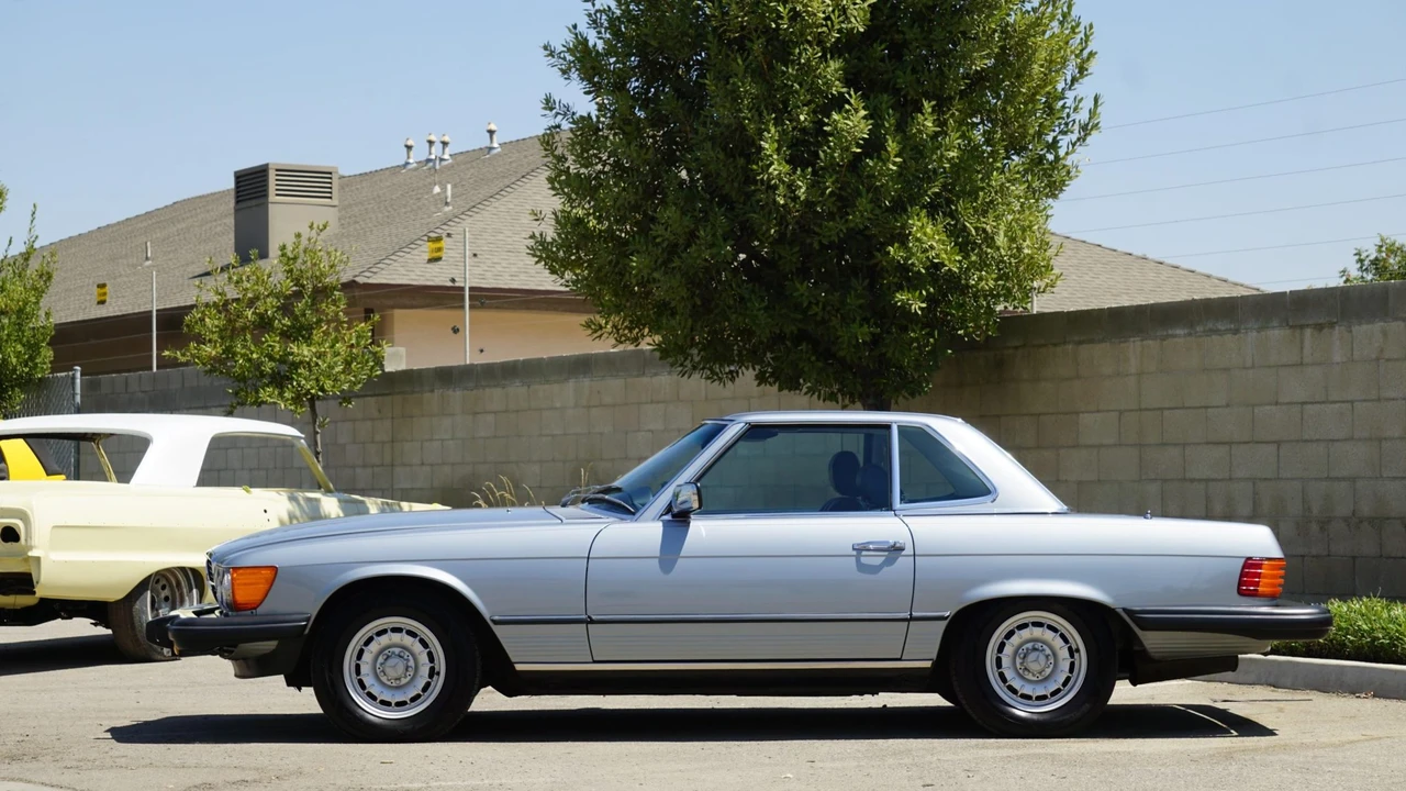 1982 Mercedes-Benz R107 SL-Class - Image 20 of 31