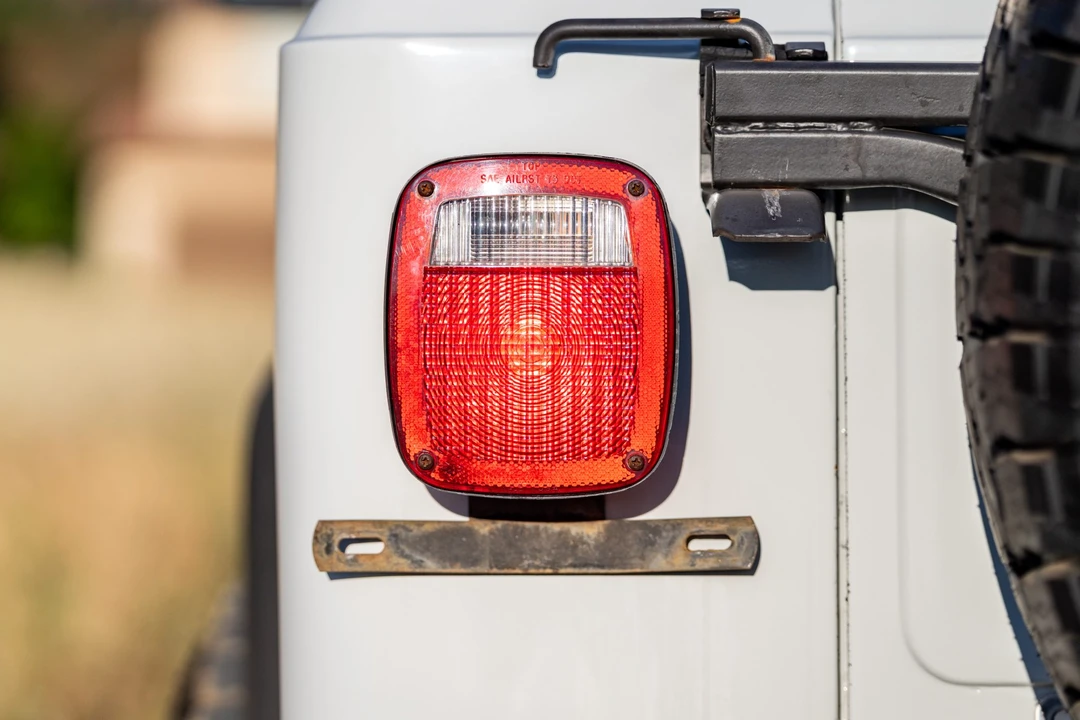 1983 Jeep CJ8 Scrambler - Image 24 of 31