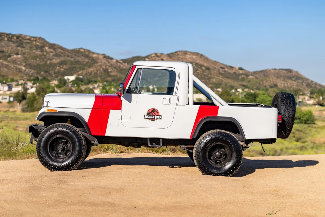 1983 Jeep CJ8 Scrambler - Image 3 of 31