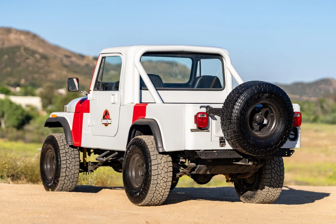 1983 Jeep CJ8 Scrambler - Image 4 of 31