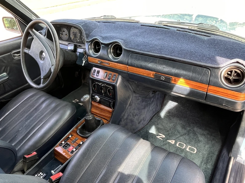 1983 Mercedes-Benz W123 Sedan - Image 28 of 31