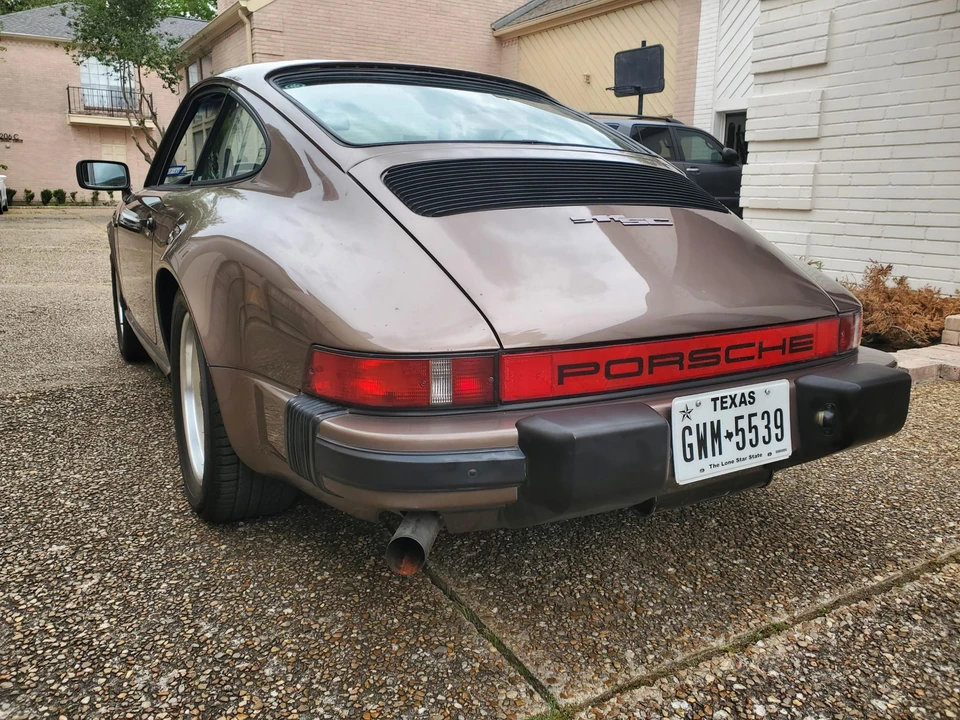 1983 Porsche 911 Carrera SC - Image 11 of 31