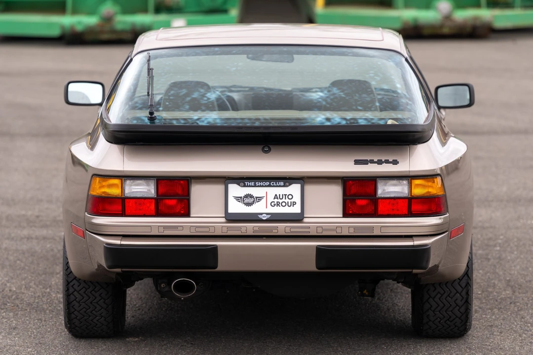 1983 Porsche 944 - Image 25 of 31