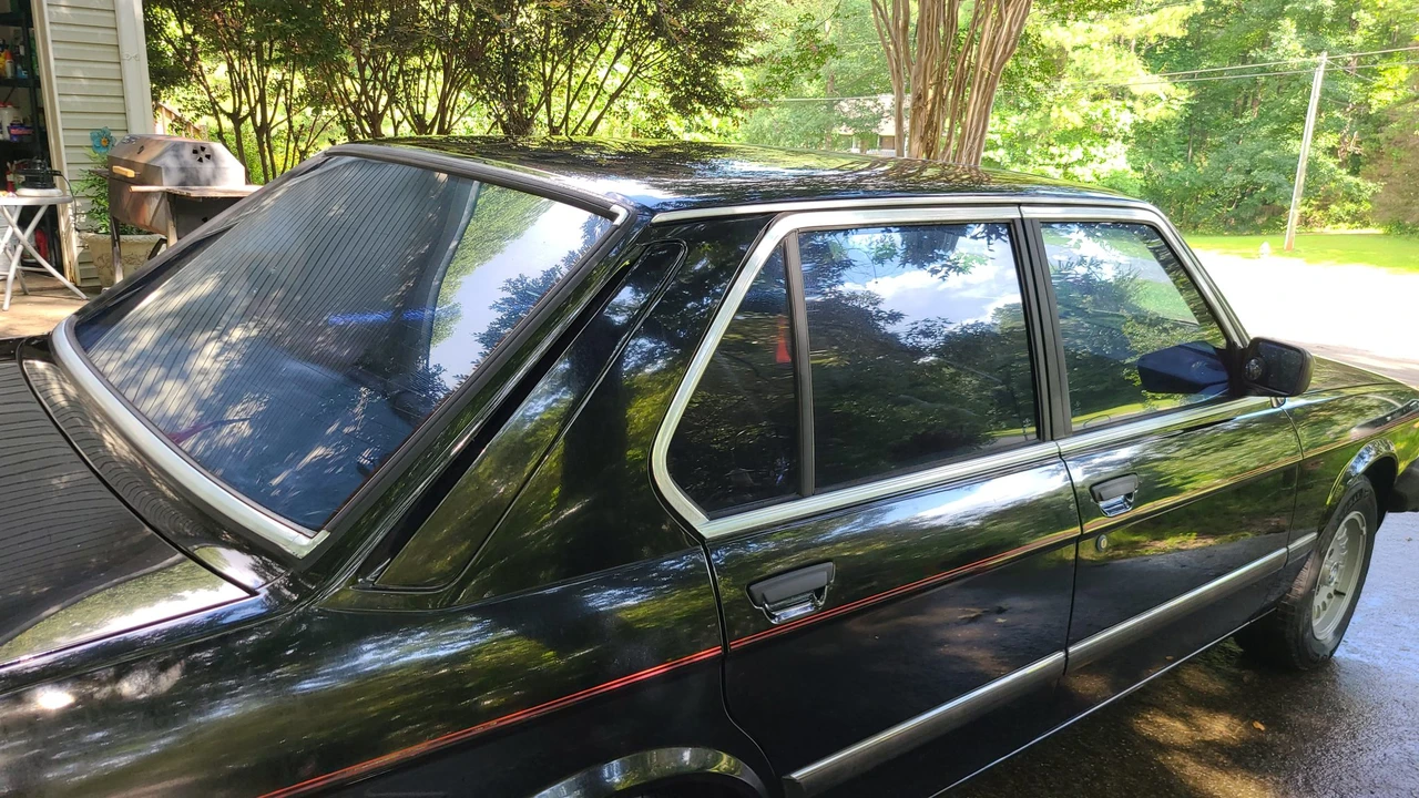 1984 BMW E28 5 Series - Image 14 of 31