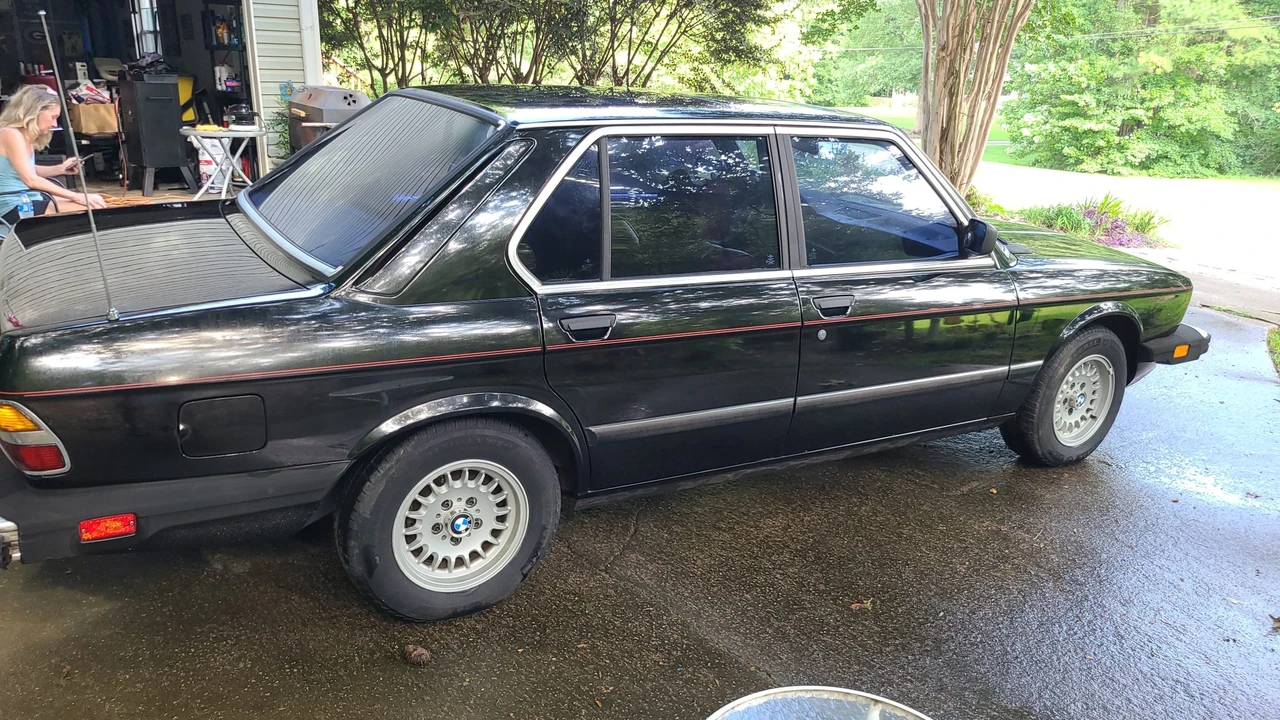 1984 BMW E28 5 Series - Image 12 of 31