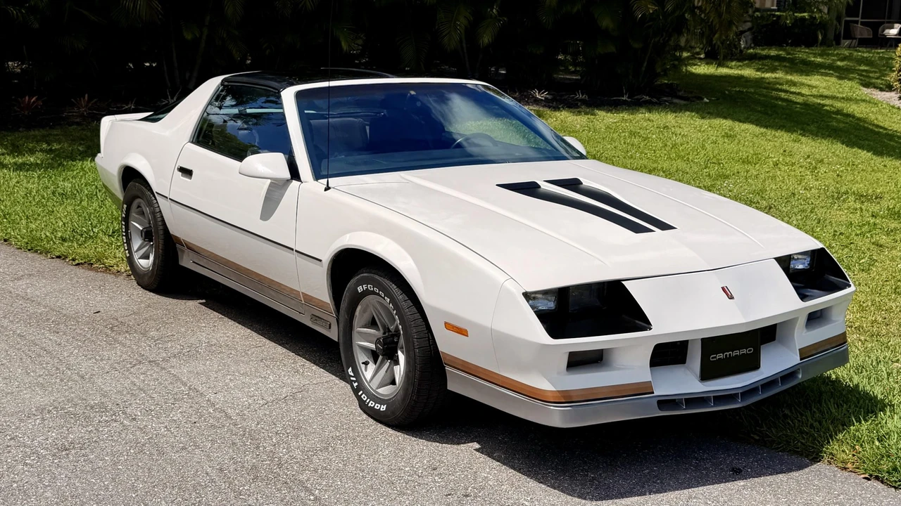 1984 Chevrolet Camaro 3rd Gen - Image 8 of 31