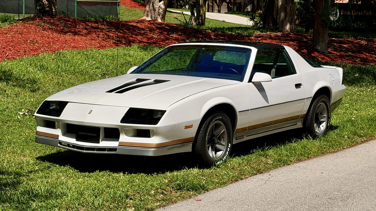 1984 Chevrolet Camaro 3rd Gen - Image 4 of 31