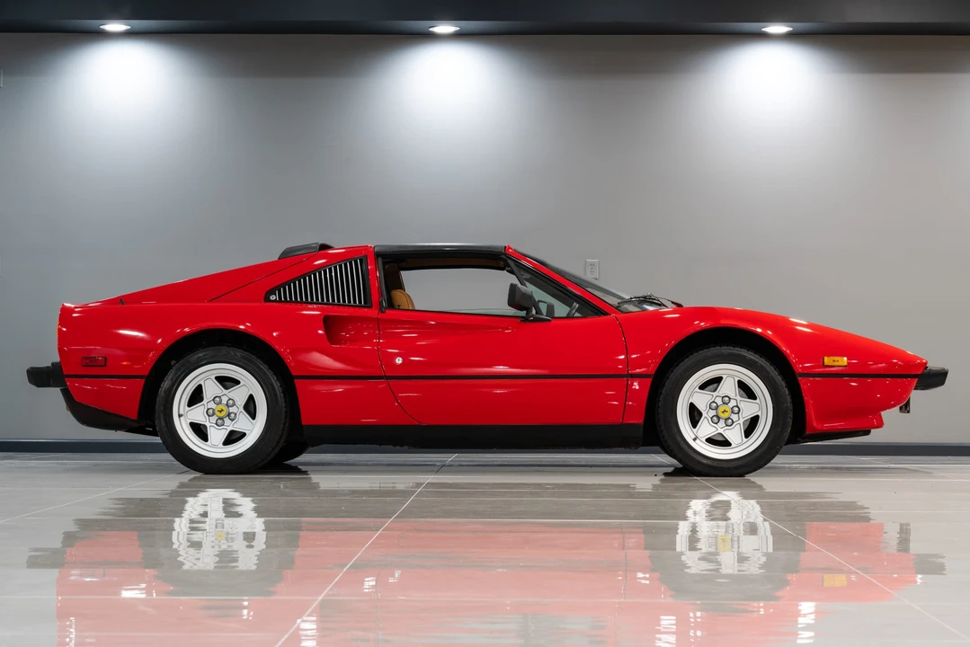 1984 Ferrari 308 GTS QV - Image 27 of 31