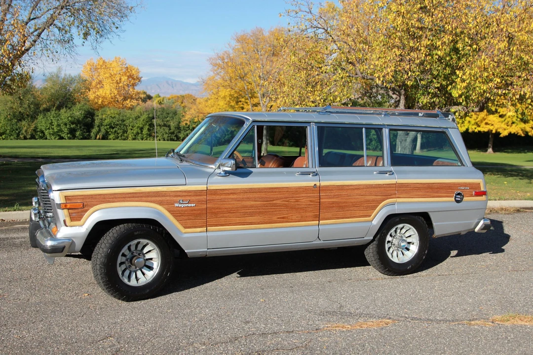 1984 Jeep SJ Grand Wagoneer - Image 3 of 31