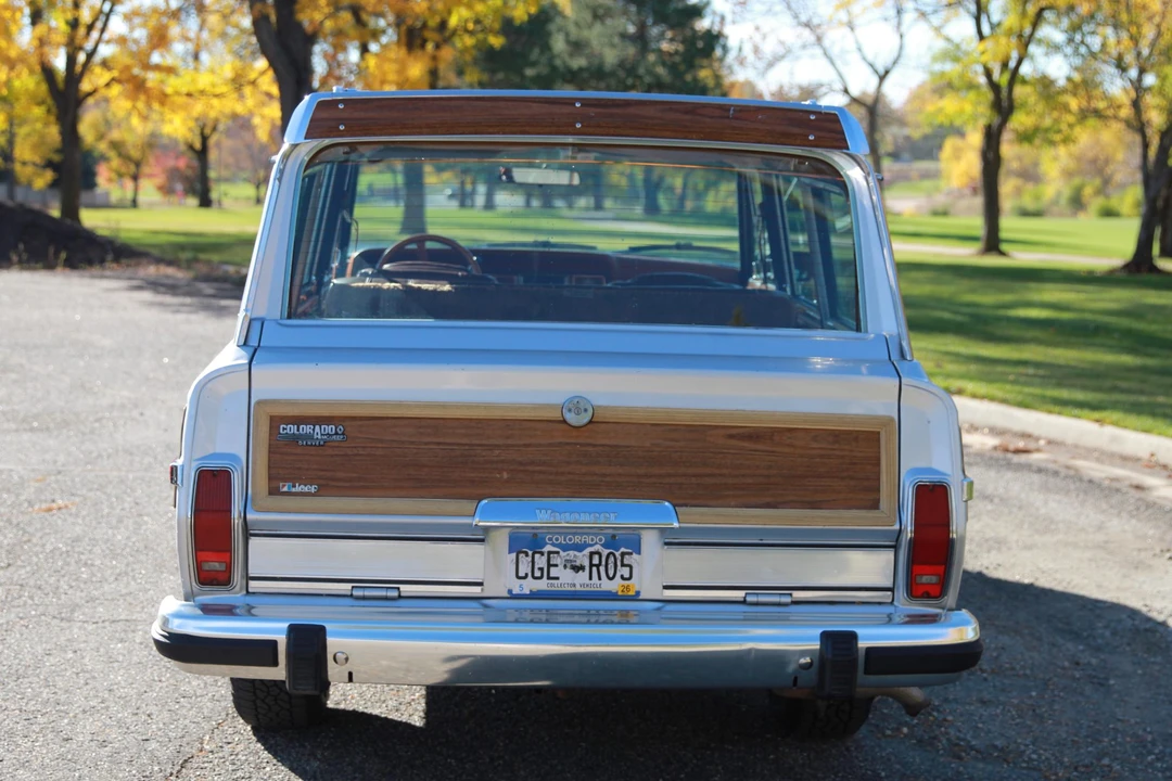 1984 Jeep SJ Grand Wagoneer - Image 6 of 31