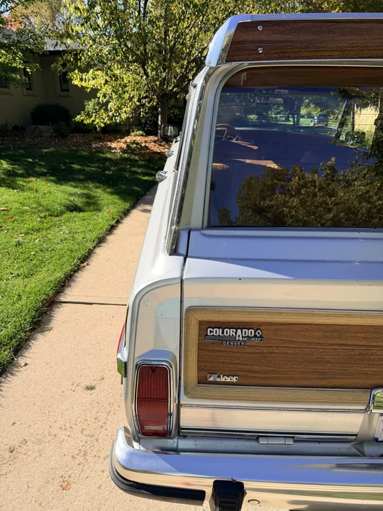 1984 Jeep SJ Grand Wagoneer - Image 16 of 31