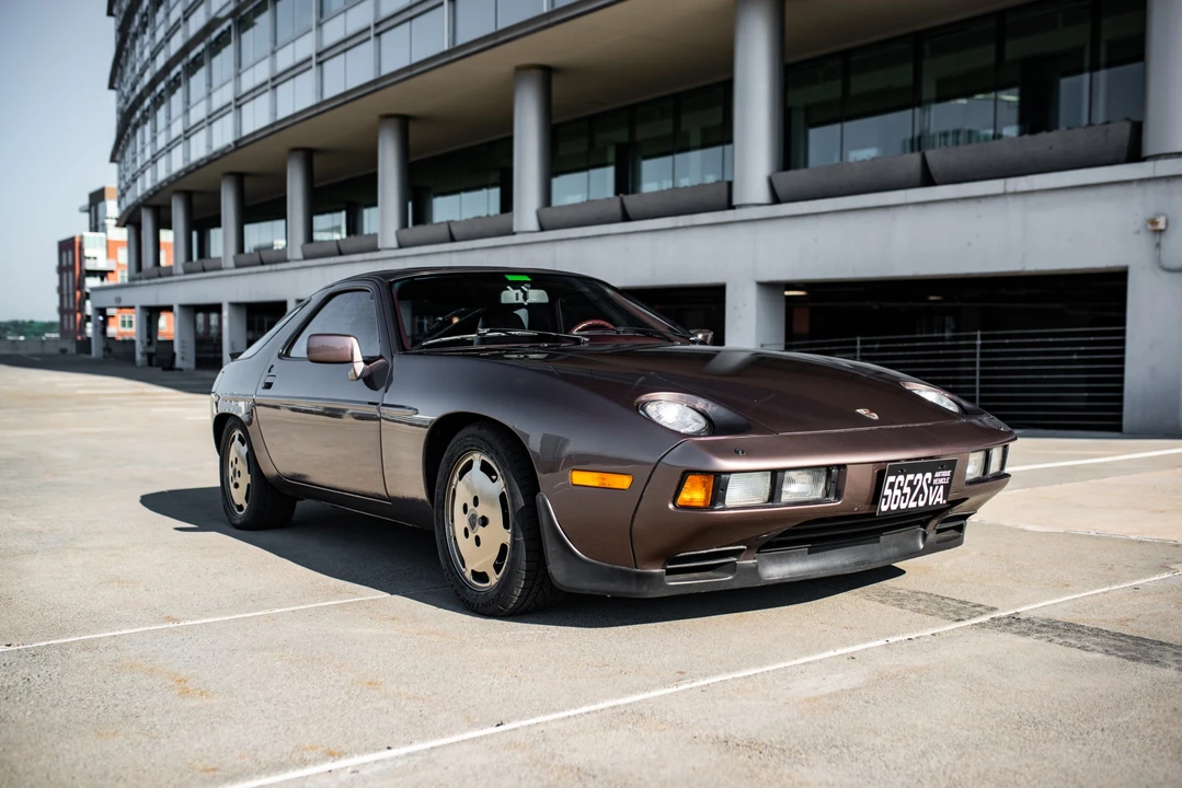 1984 Porsche 928 S - Image 12 of 31