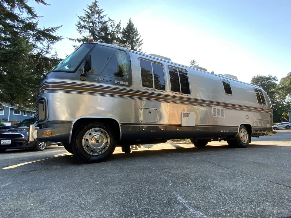 1985 Airstream - Image 4 of 31