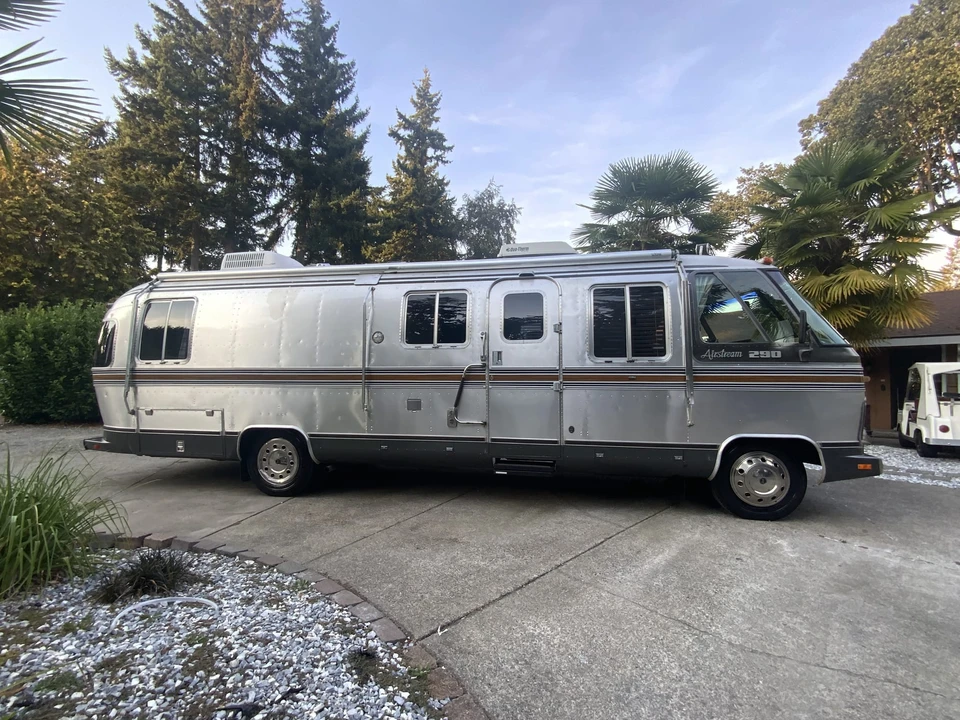 1985 Airstream - Image 15 of 31