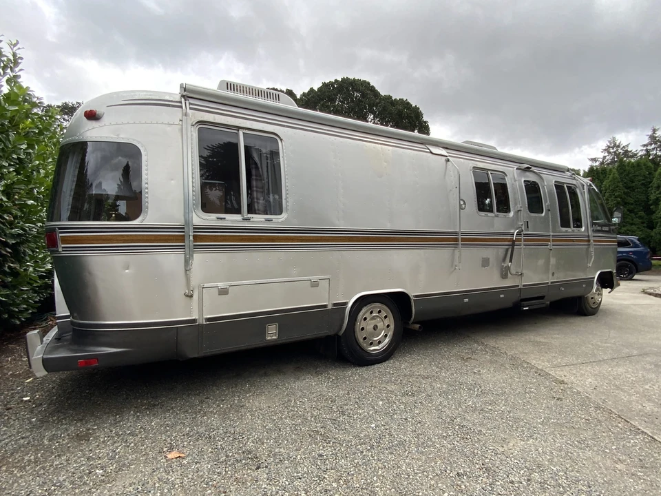 1985 Airstream - Image 10 of 31