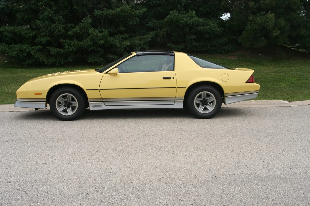 1985 Chevrolet Camaro IROC-Z & Z28 3rd Gen - Image 3 of 31