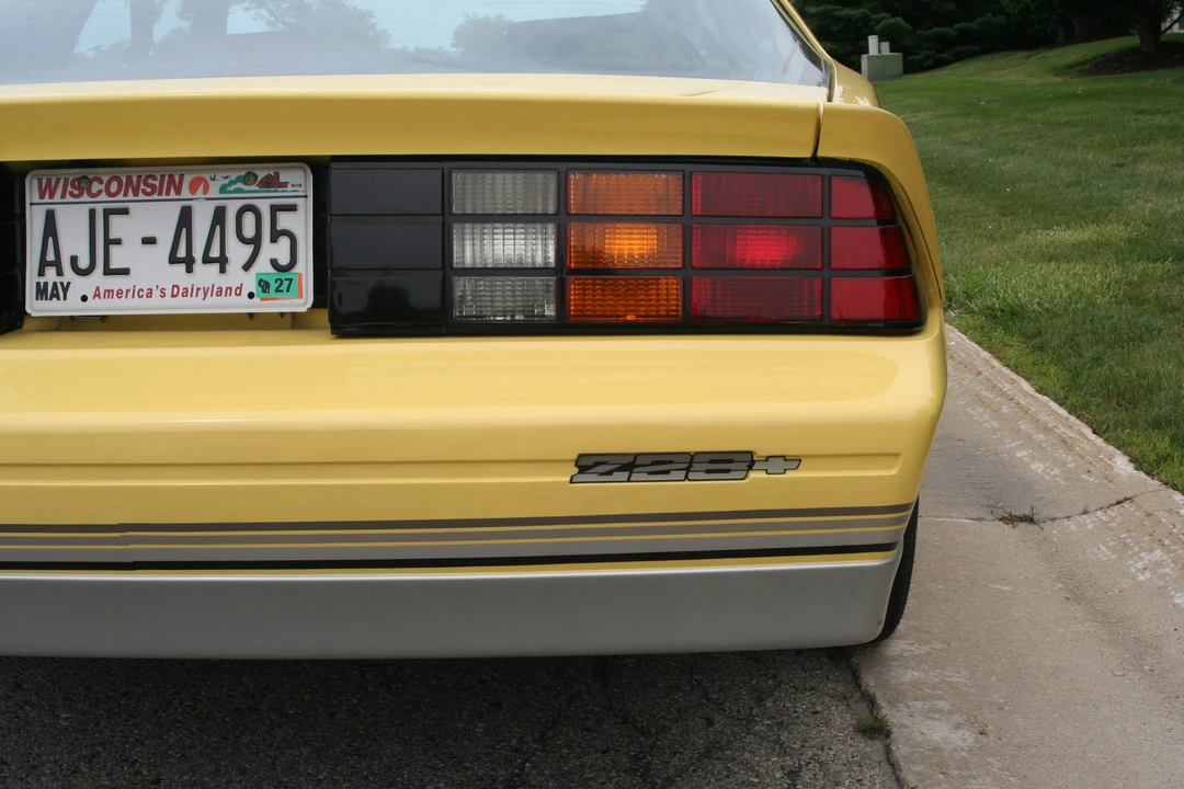 1985 Chevrolet Camaro IROC-Z & Z28 3rd Gen - Image 19 of 31
