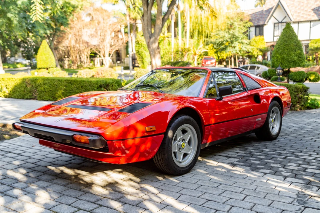 1985 Ferrari 308 GTS QV - Image 2 of 31