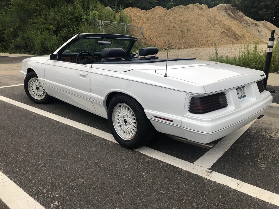1985 Mercury Capri - Image 10 of 31