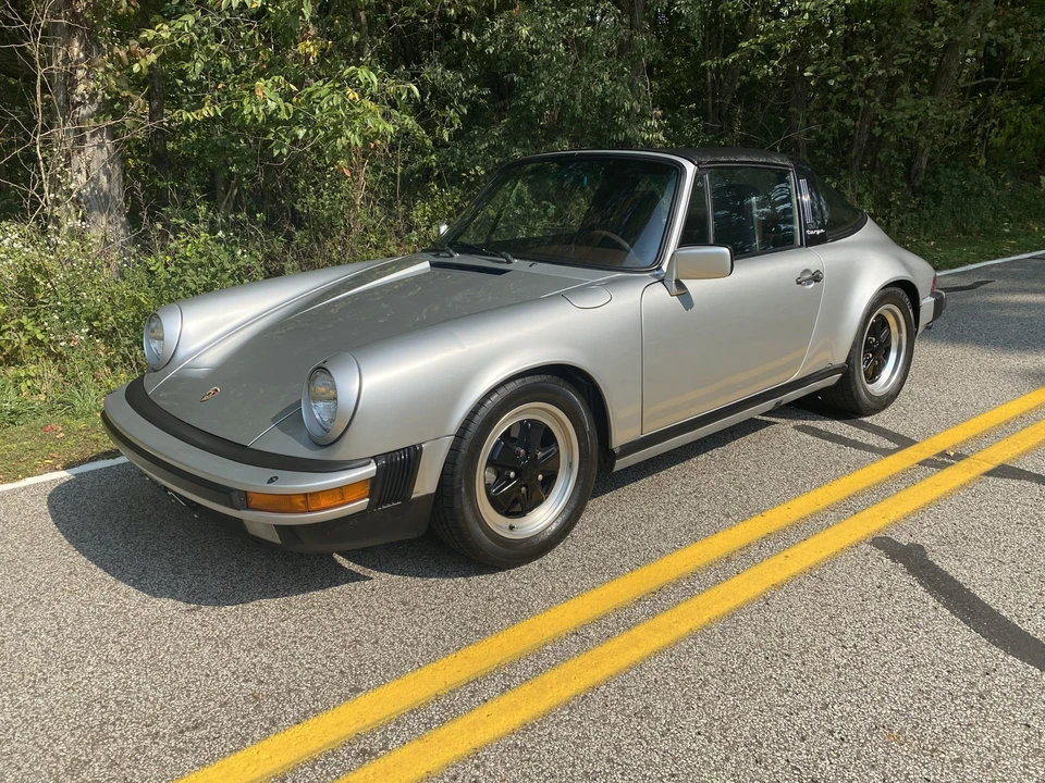 1985 Porsche 911 Carrera 3.2 - Image 16 of 31