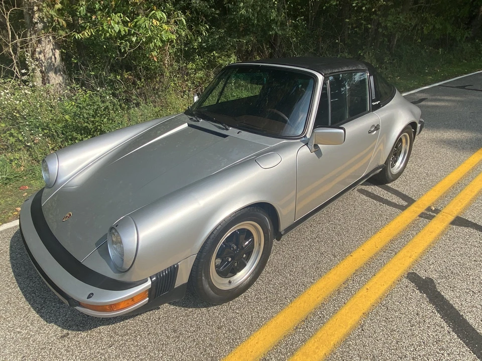 1985 Porsche 911 Carrera 3.2 - Image 17 of 31