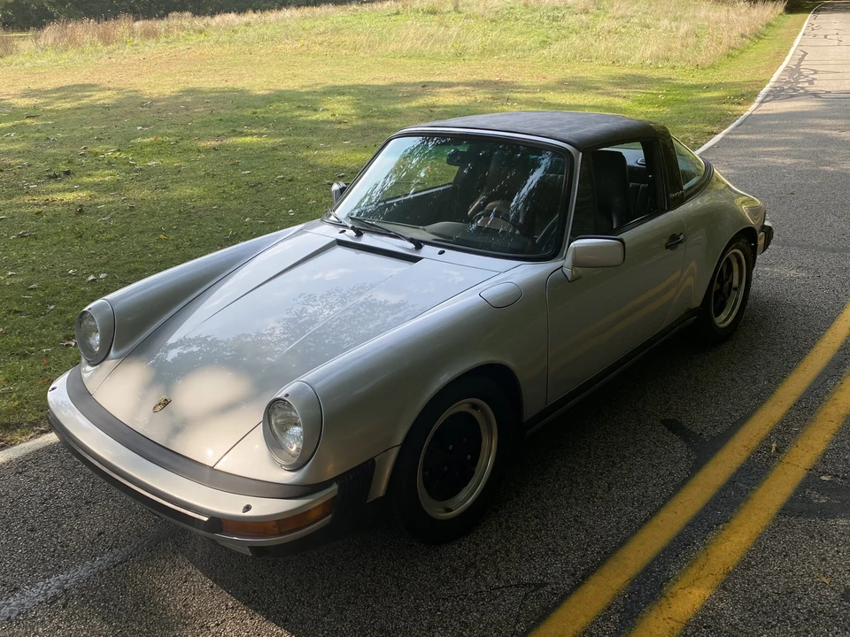 1985 Porsche 911 Carrera 3.2 - Image 14 of 31