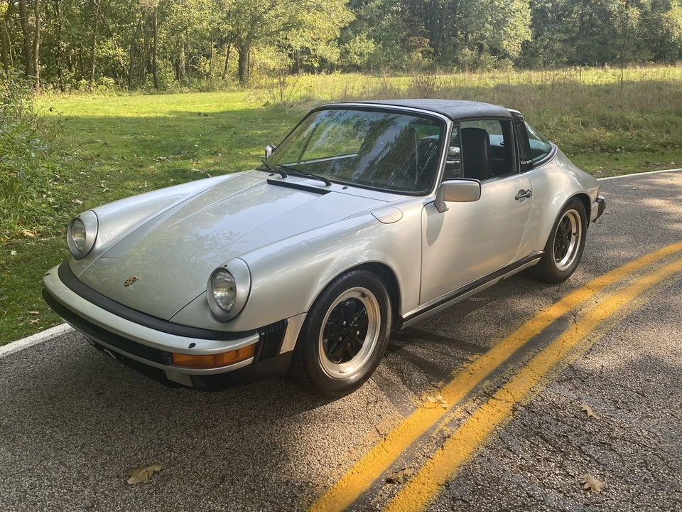1985 Porsche 911 Carrera 3.2 - Image 6 of 31