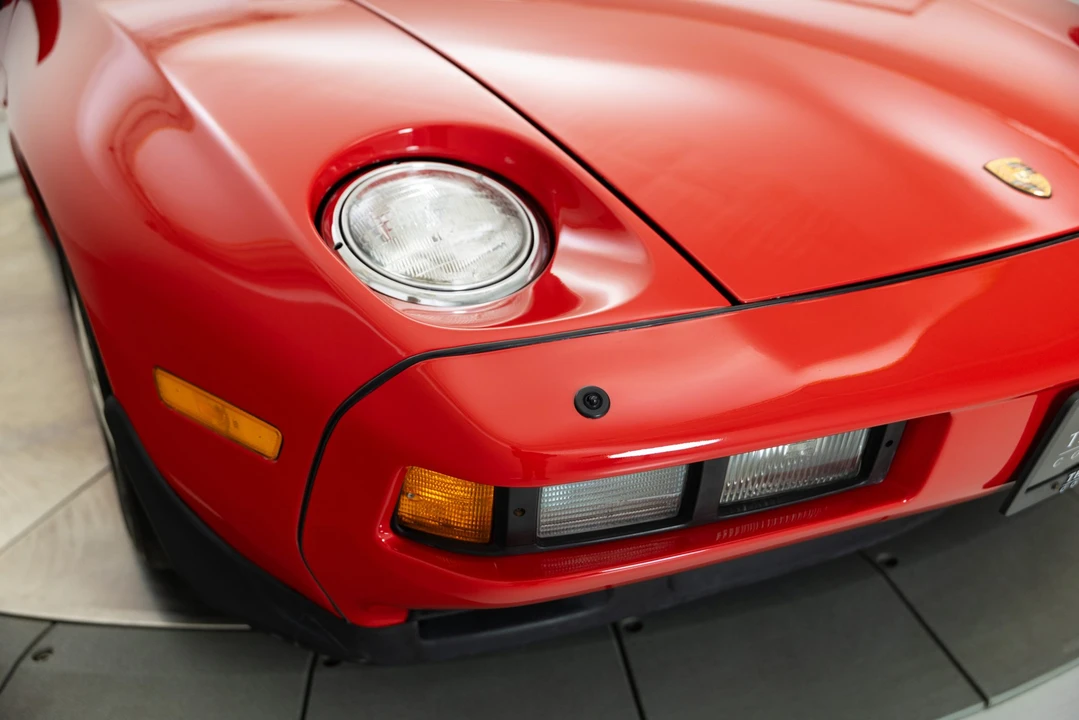 1985 Porsche 928 S - Image 24 of 31