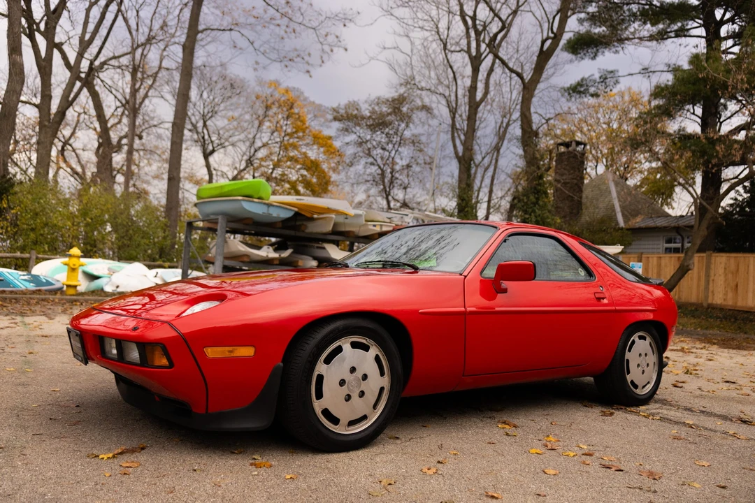 1985 Porsche 928 S - Image 2 of 31