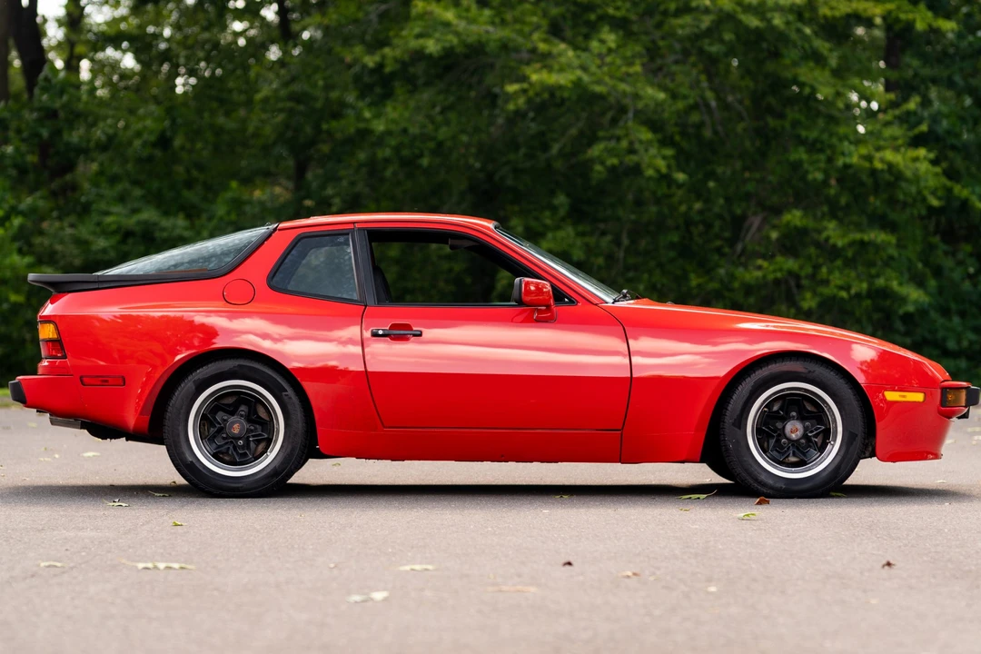 1985 Porsche 944 - Image 20 of 31