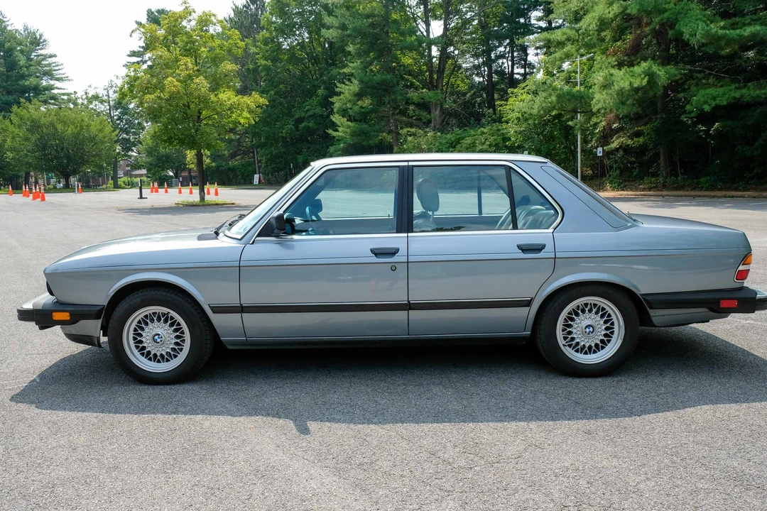 1986 BMW E28 5 Series - Image 11 of 31