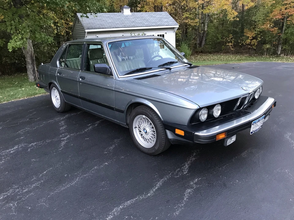 1986 BMW E28 5 Series - Image 2 of 31