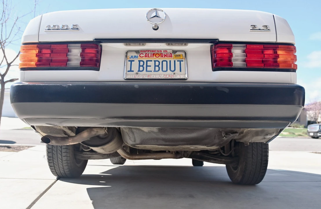 1986 Mercedes-Benz 190E - Image 9 of 31