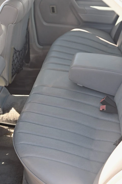 1986 Mercedes-Benz 190E - Image 27 of 31