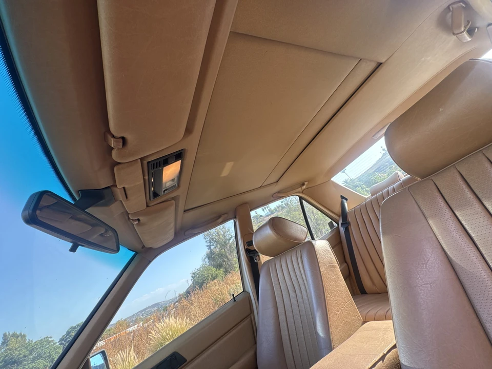 1986 Mercedes-Benz W124 E-Class - Image 15 of 31