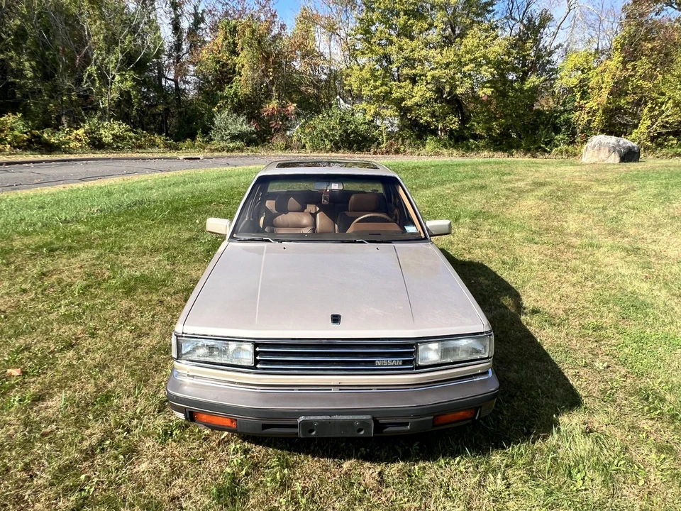 1986 Nissan Maxima 2nd Gen - Image 13 of 31