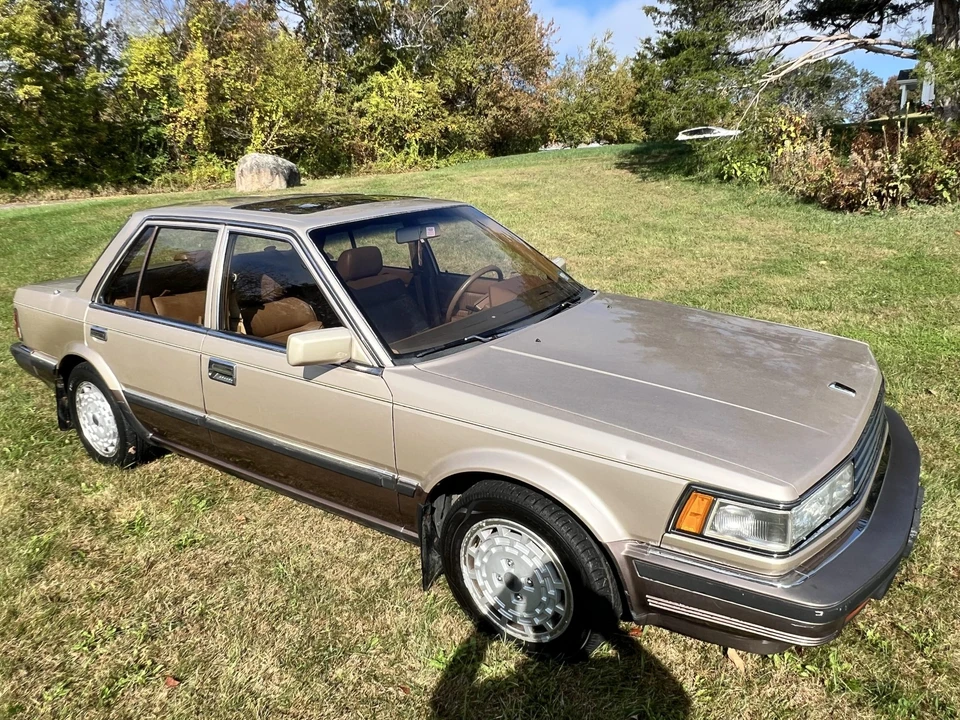 1986 Nissan Maxima 2nd Gen - Image 11 of 31