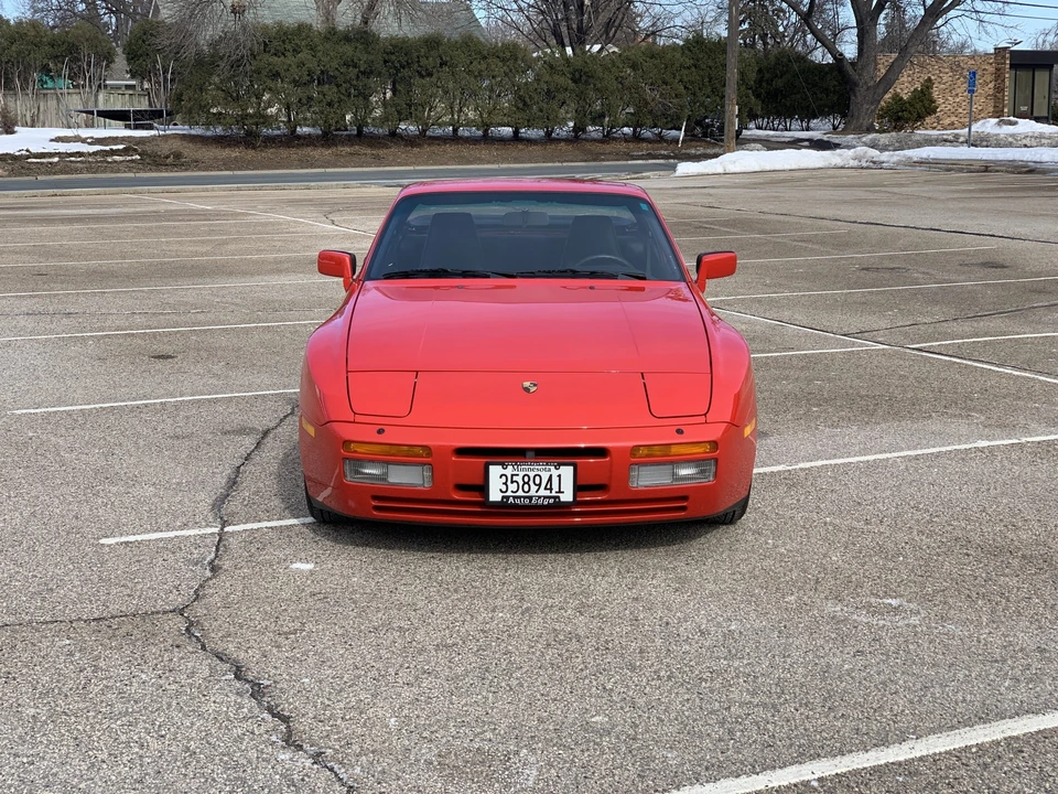 1986 Porsche 944 Turbo - Image 9 of 31