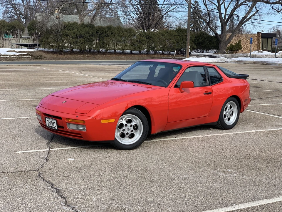 1986 Porsche 944 Turbo - Image 2 of 31