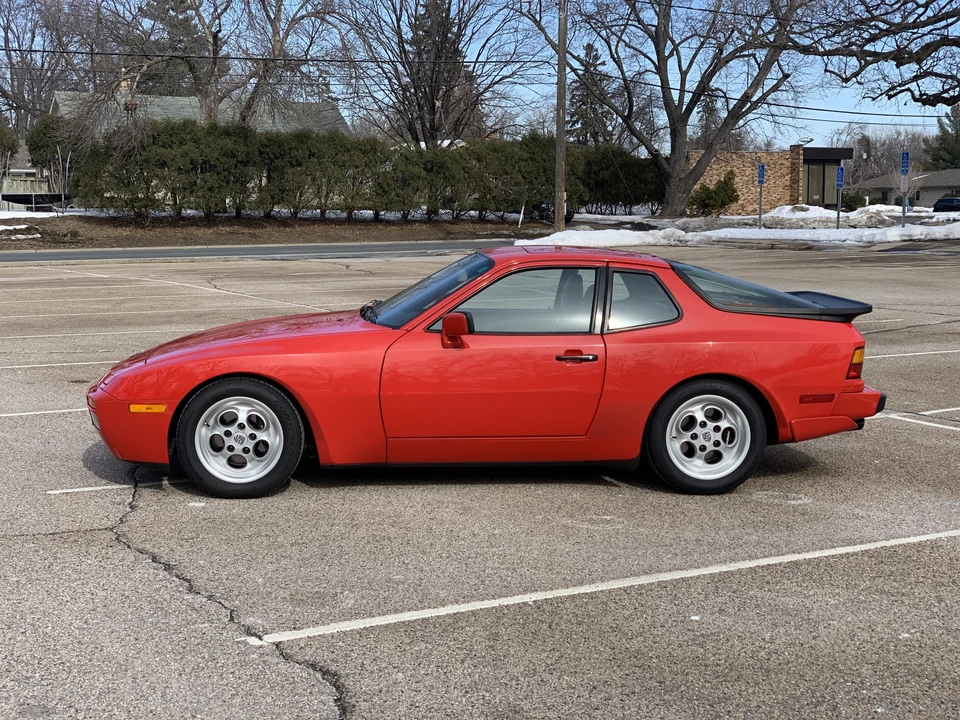 1986 Porsche 944 Turbo - Image 3 of 31