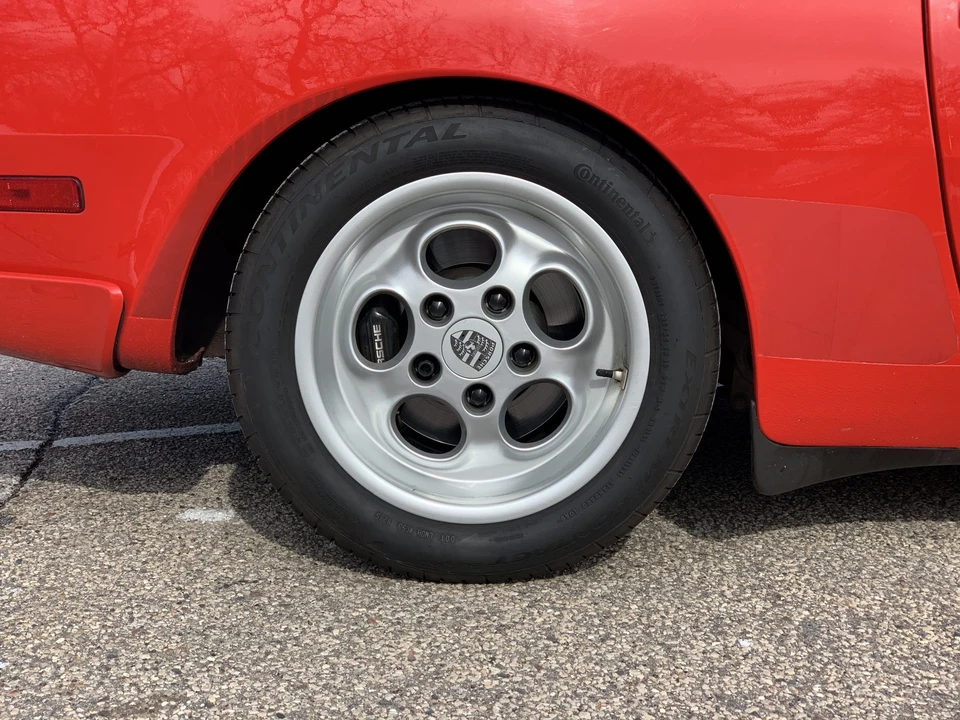 1986 Porsche 944 Turbo - Image 28 of 31