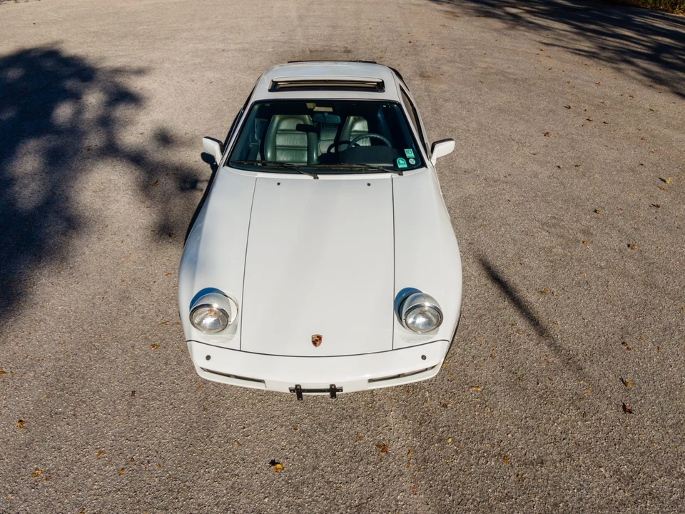 1986 Porsche 928 S - Image 11 of 31