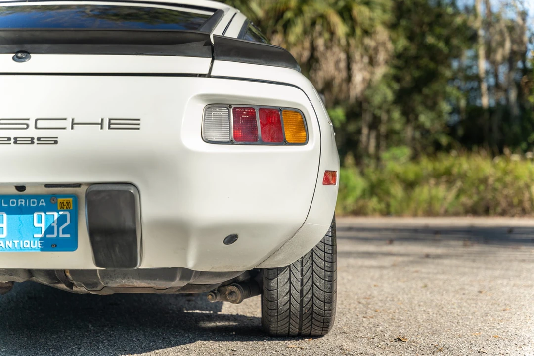 1986 Porsche 928 S - Image 24 of 31
