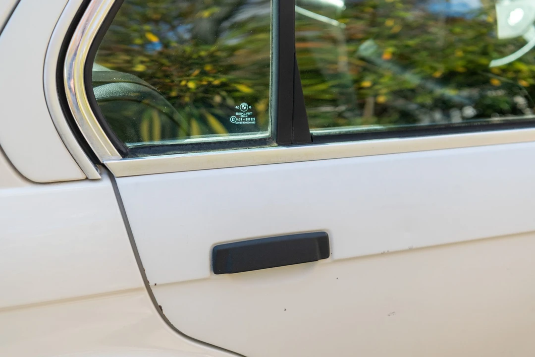 1987 BMW E30 3 Series - Image 25 of 31