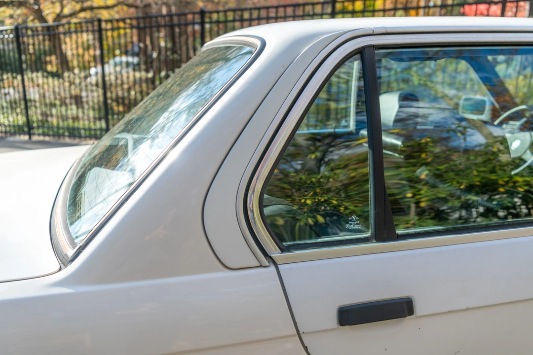 1987 BMW E30 3 Series - Image 26 of 31