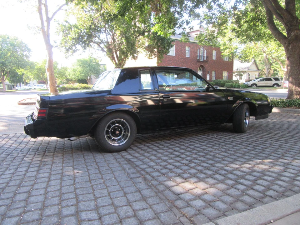 1987 Buick Grand National - Image 24 of 31