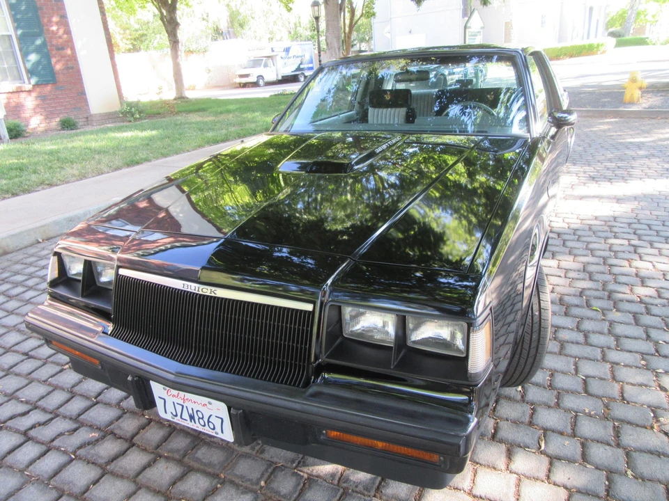 1987 Buick Grand National - Image 2 of 31